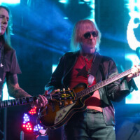 Trace Foster and Tom Hamilton perform iwith Close Enemies n Fort Lauderdale, Florida, on January 24, 2026.